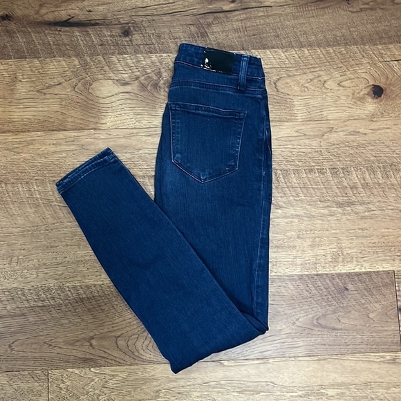 Paige Women’s Denim Hoxton Ankle Jeans Size 26 - Picture 1 of 7